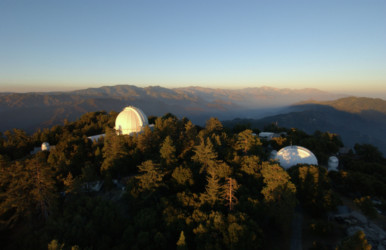 Georgia State University and ALPAO sign agreement for adaptive optics upgrade on telescopes at CHARA Array
