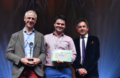MICROLIGHT3D wins Best French Startup award for Altraspin™ Lab