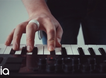 ENHANCIA : la bague connectée des musiciens est récompensée d’un prix CES