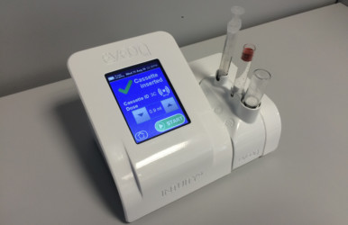 EVEON annonce la réalisation d'un nouveau prototype connecté Intuity® Mix pour la préparation automatique de médicaments lyophilisés