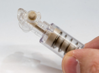 EVEON, new airless spray nozzle to deliver a mist of fine droplets, including viscous formulations