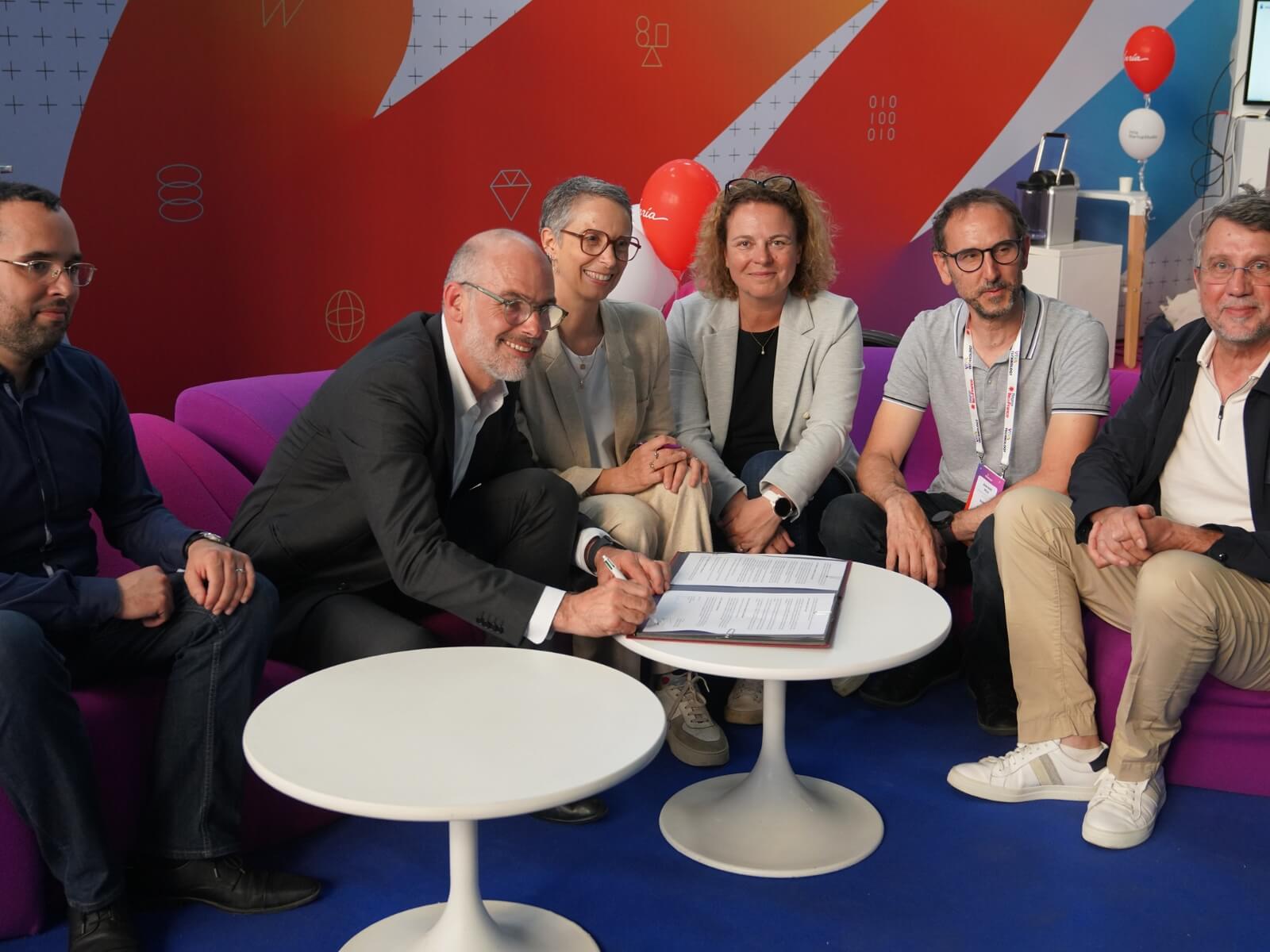 Quobly et Inria conjuguent leurs expertises pour structurer une filière quantique souveraine et accélérer le passage à l’échelle